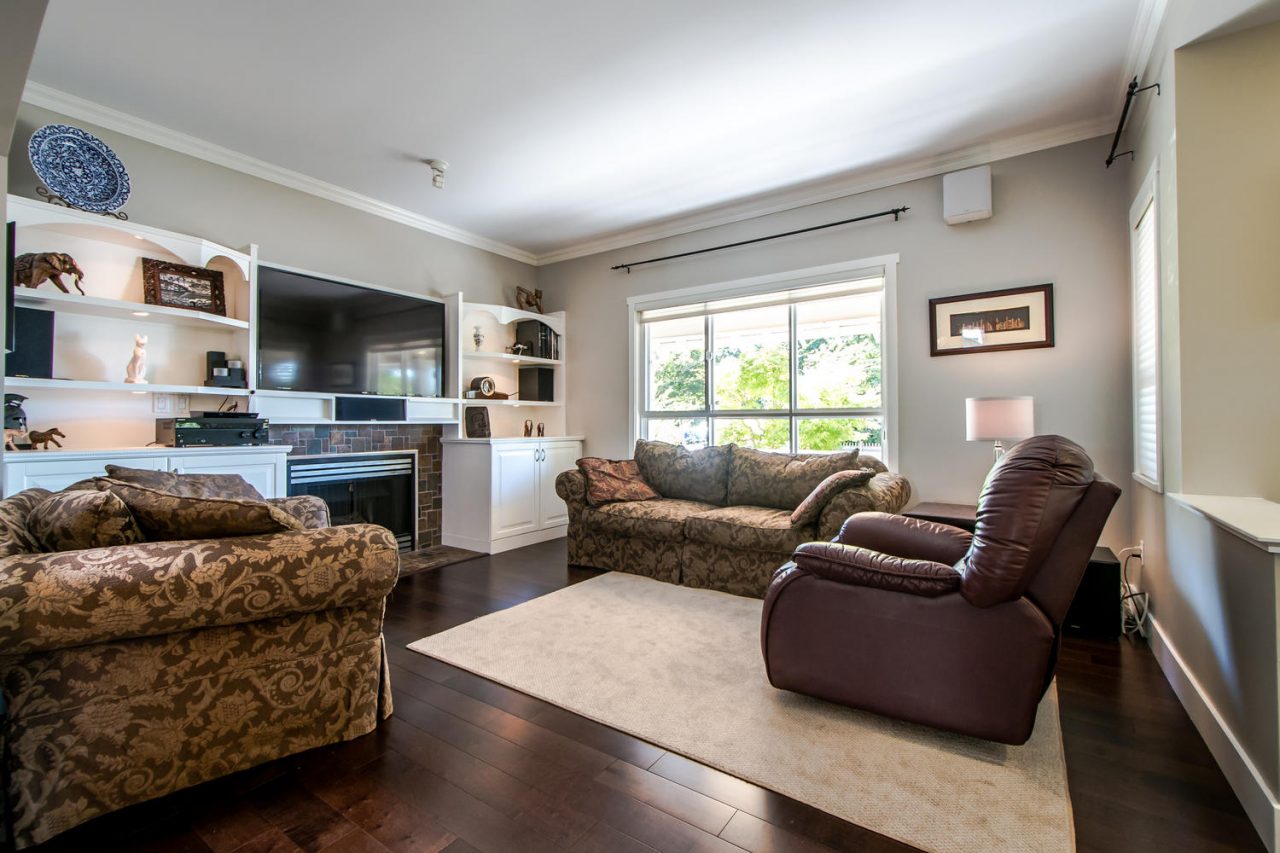 187 Star Crescent, New Westminster 40