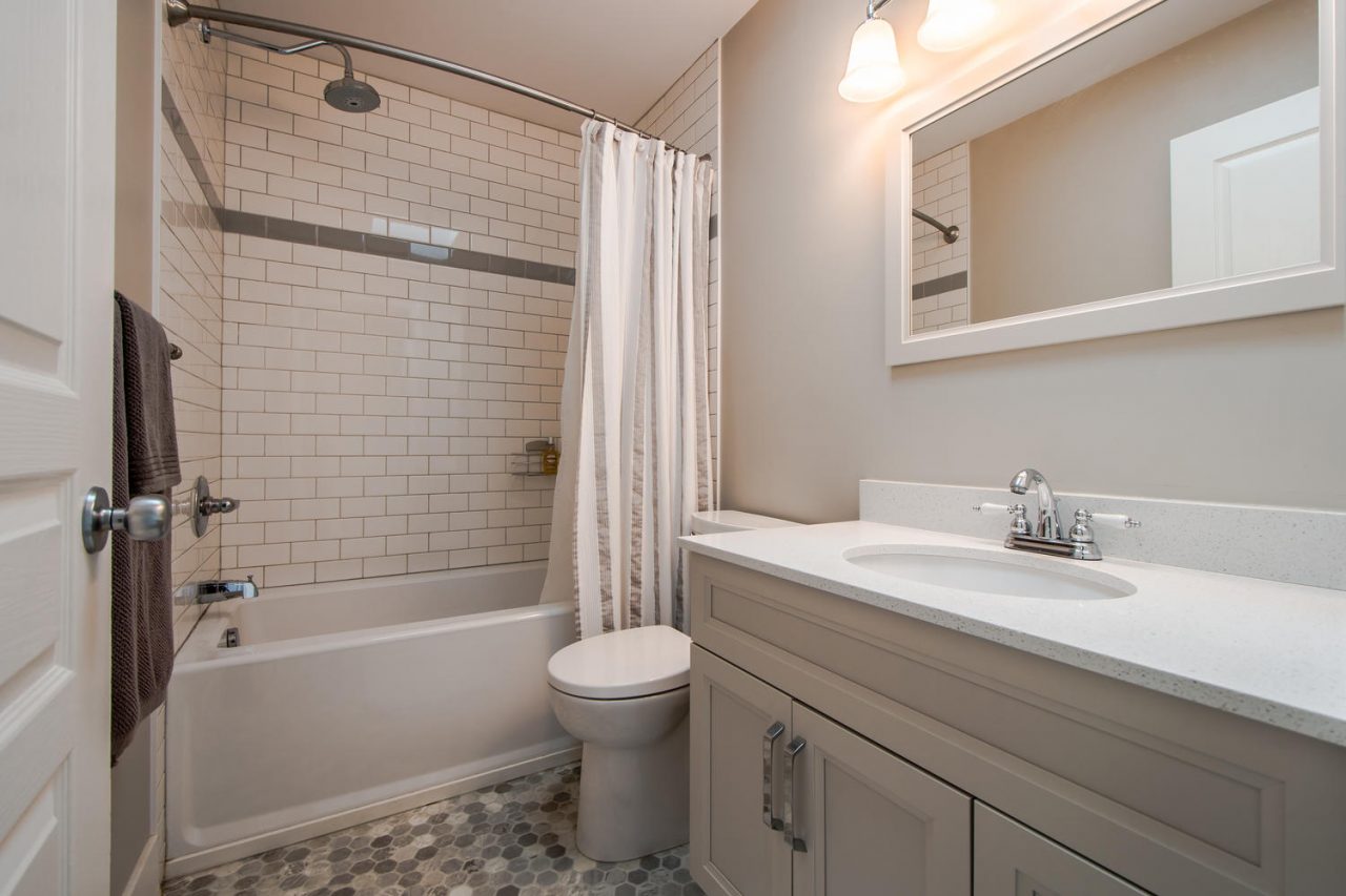 187 Star Crescent, New Westminster 26