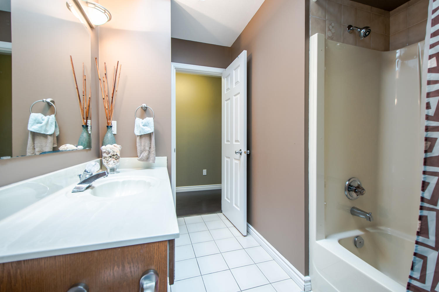7600 Barrymore Drive, Delta, BC 32