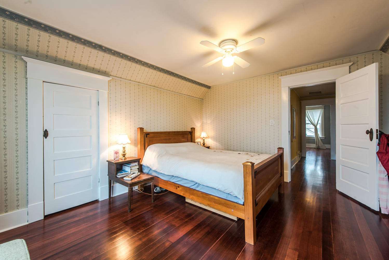 1213 Seventh Avenue, New Westminster, BC 16