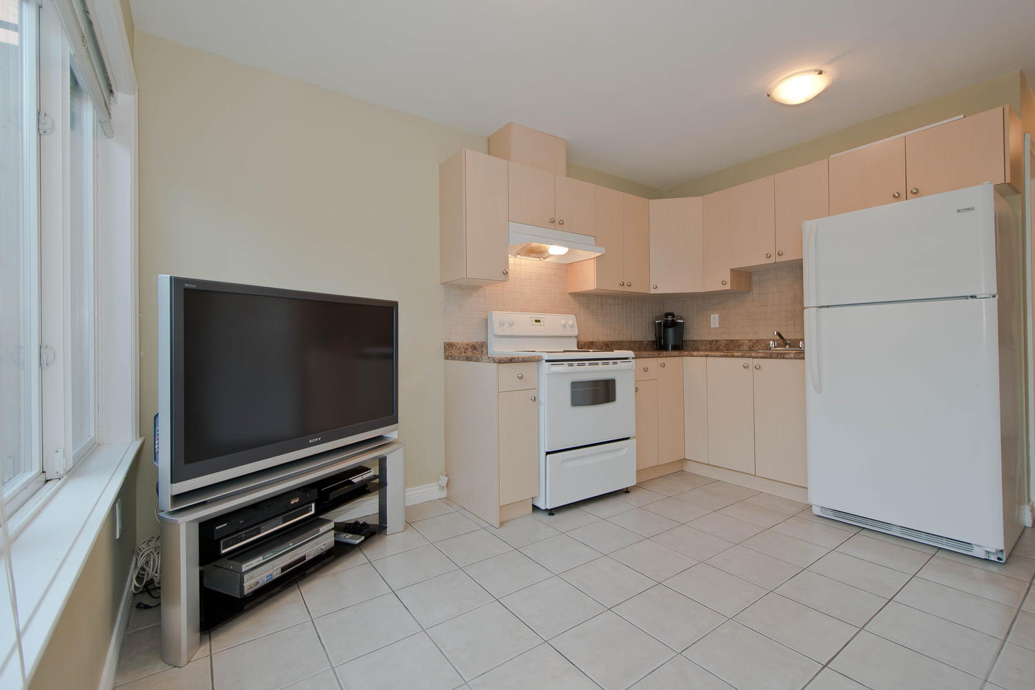 1315 Nanaimo Street, New Westminster, BC 31