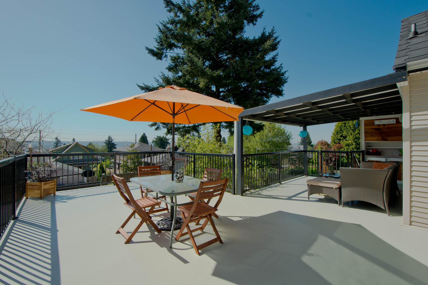 1414 Edinburgh Street, New Westminster, BC 13