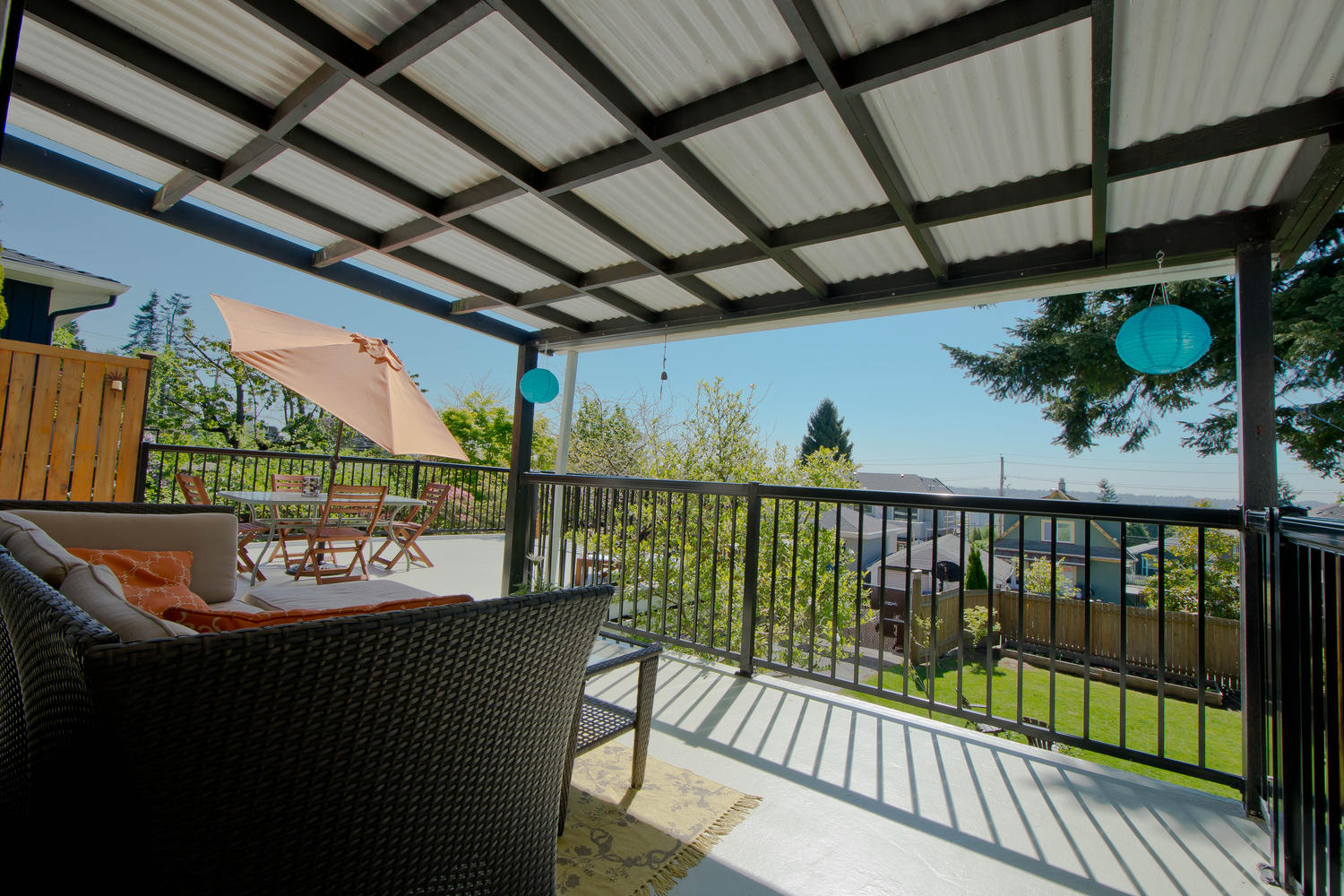 1414 Edinburgh Street, New Westminster, BC 14