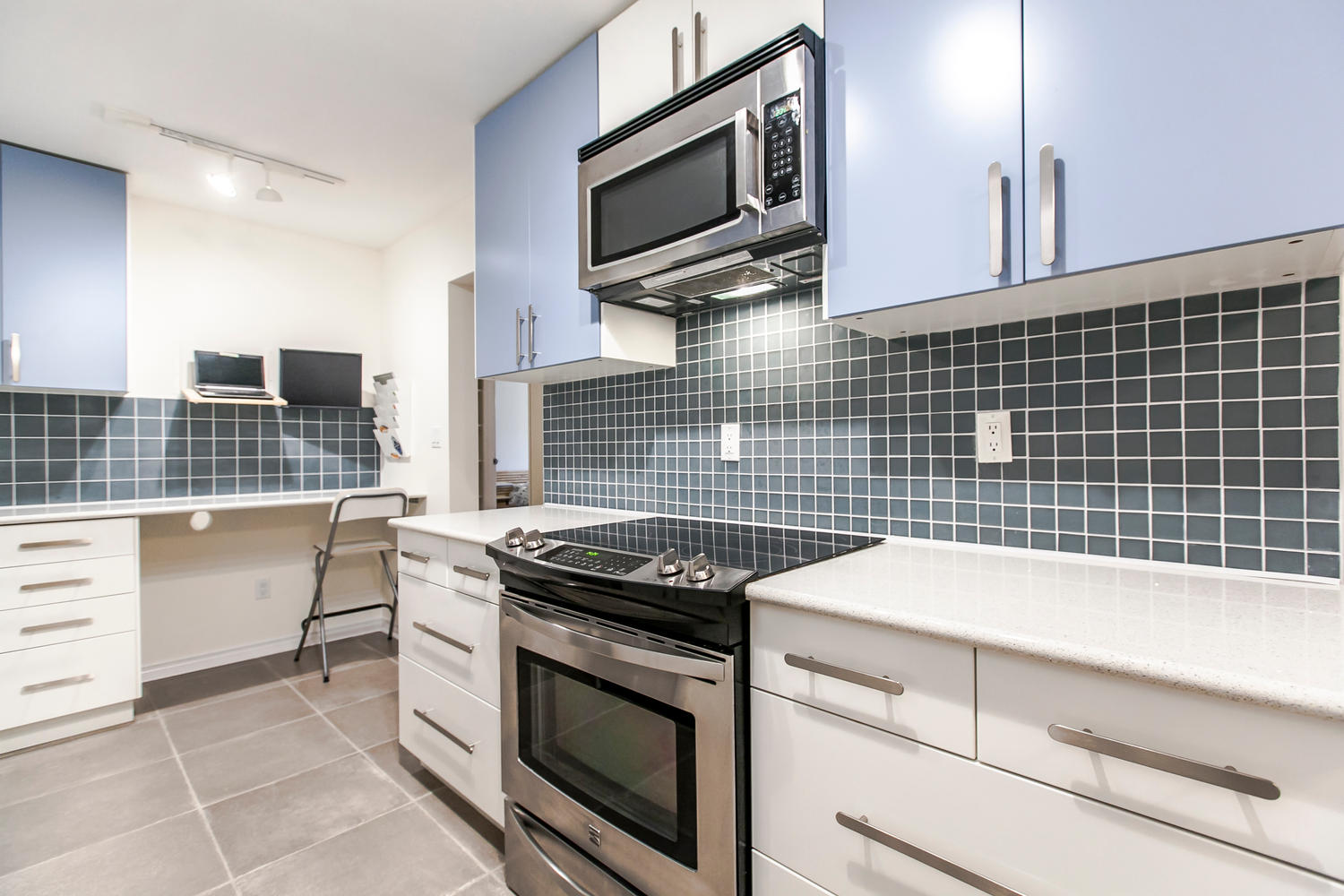 231-9101 Horne Street, Burnaby, BC 13