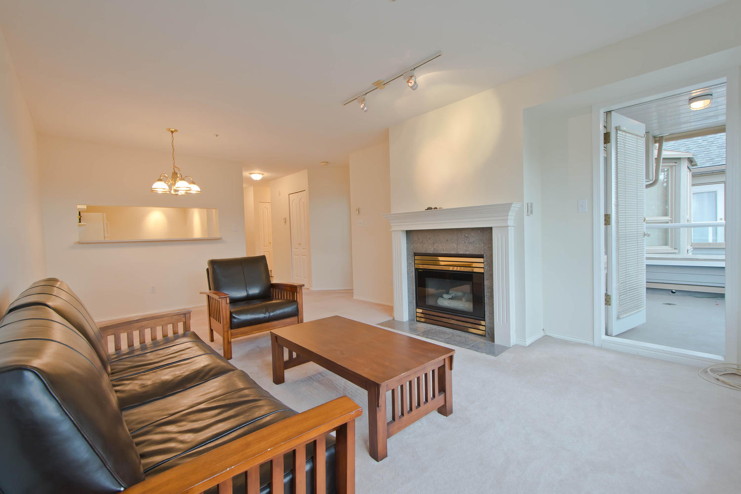 305-7326 Antrim Avenue, Burnaby, BC 10