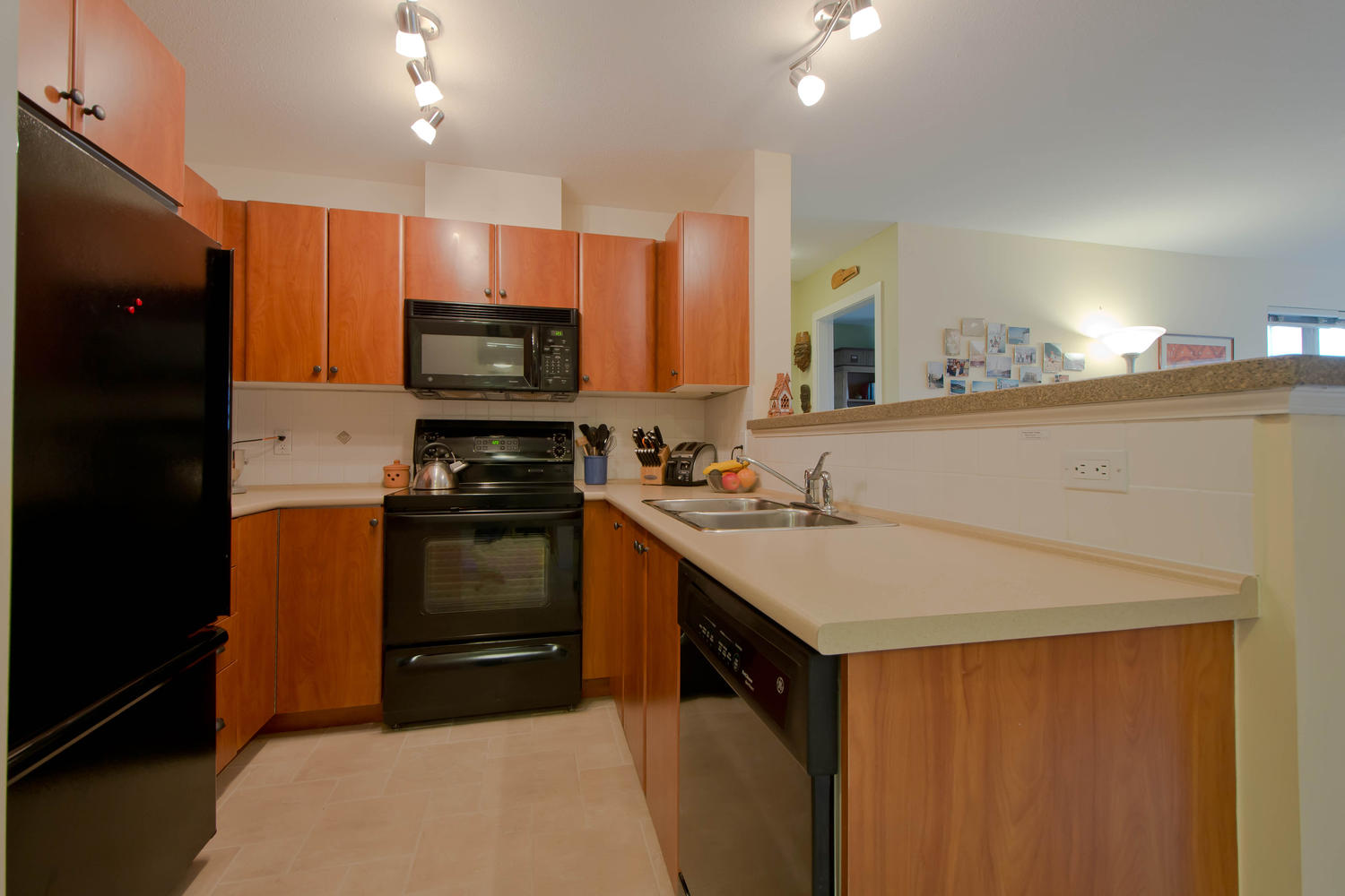 416-6508 Denbigh Avenue, Burnaby, BC 5