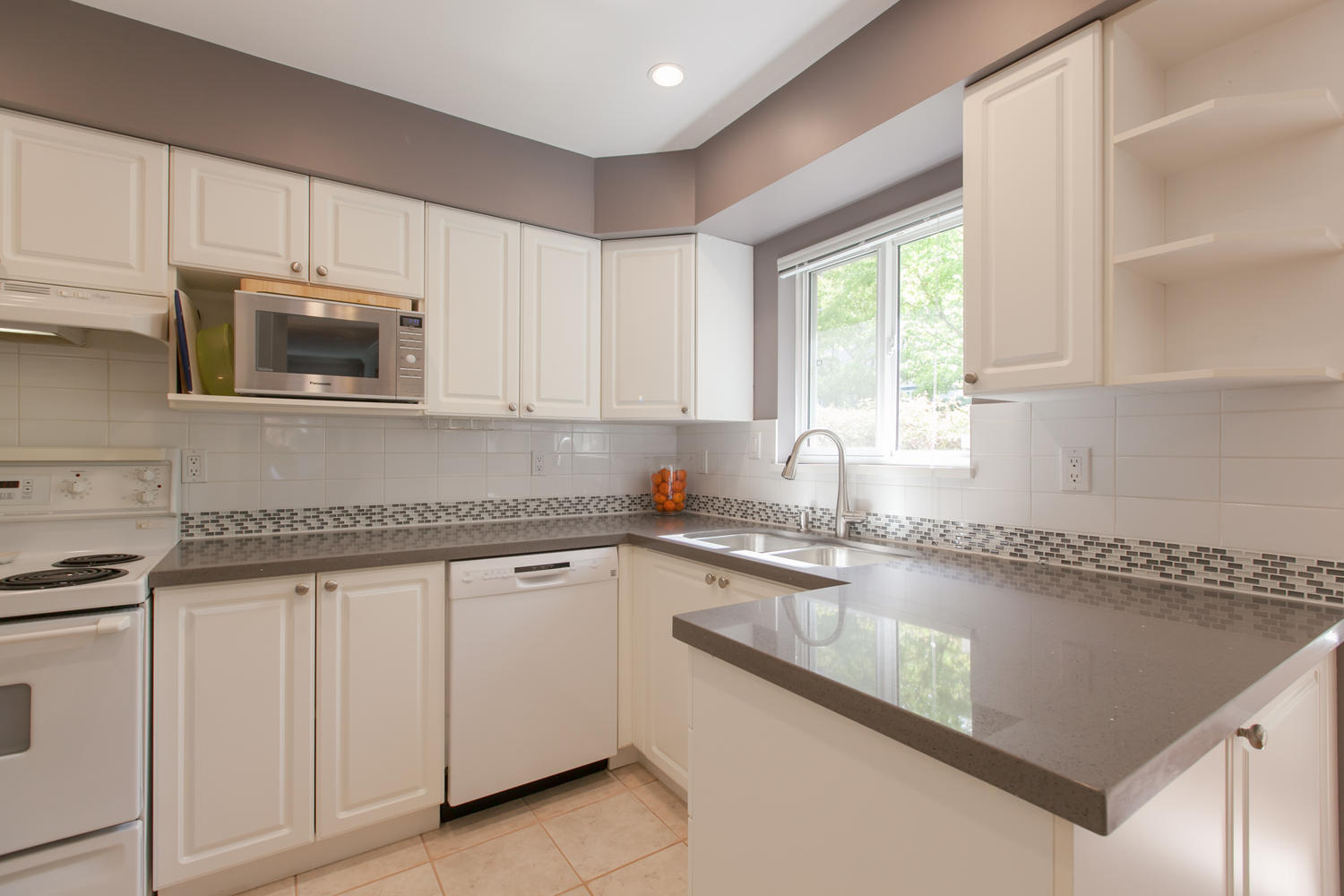 8-4238 Bond Street, Burnaby, BC 9
