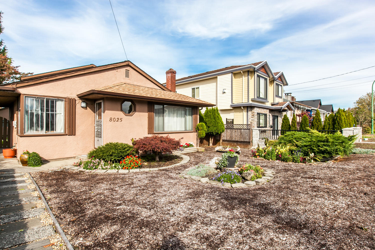 8025 16th Avenue, Burnaby, BC