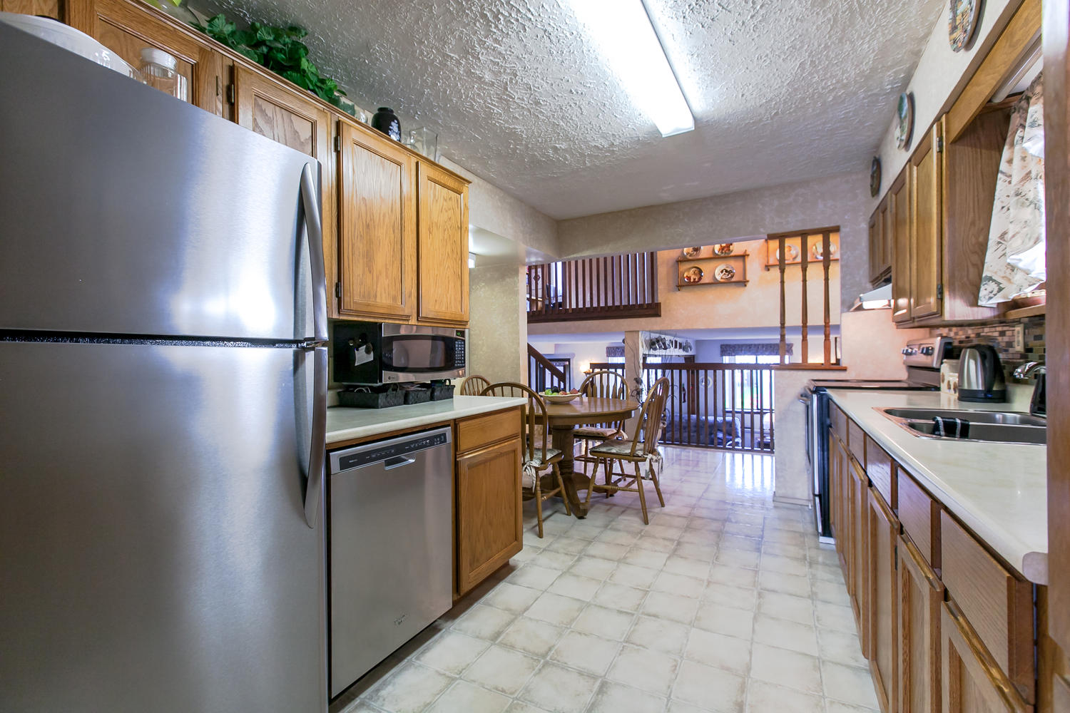 8025 16th Avenue, Burnaby, BC 7