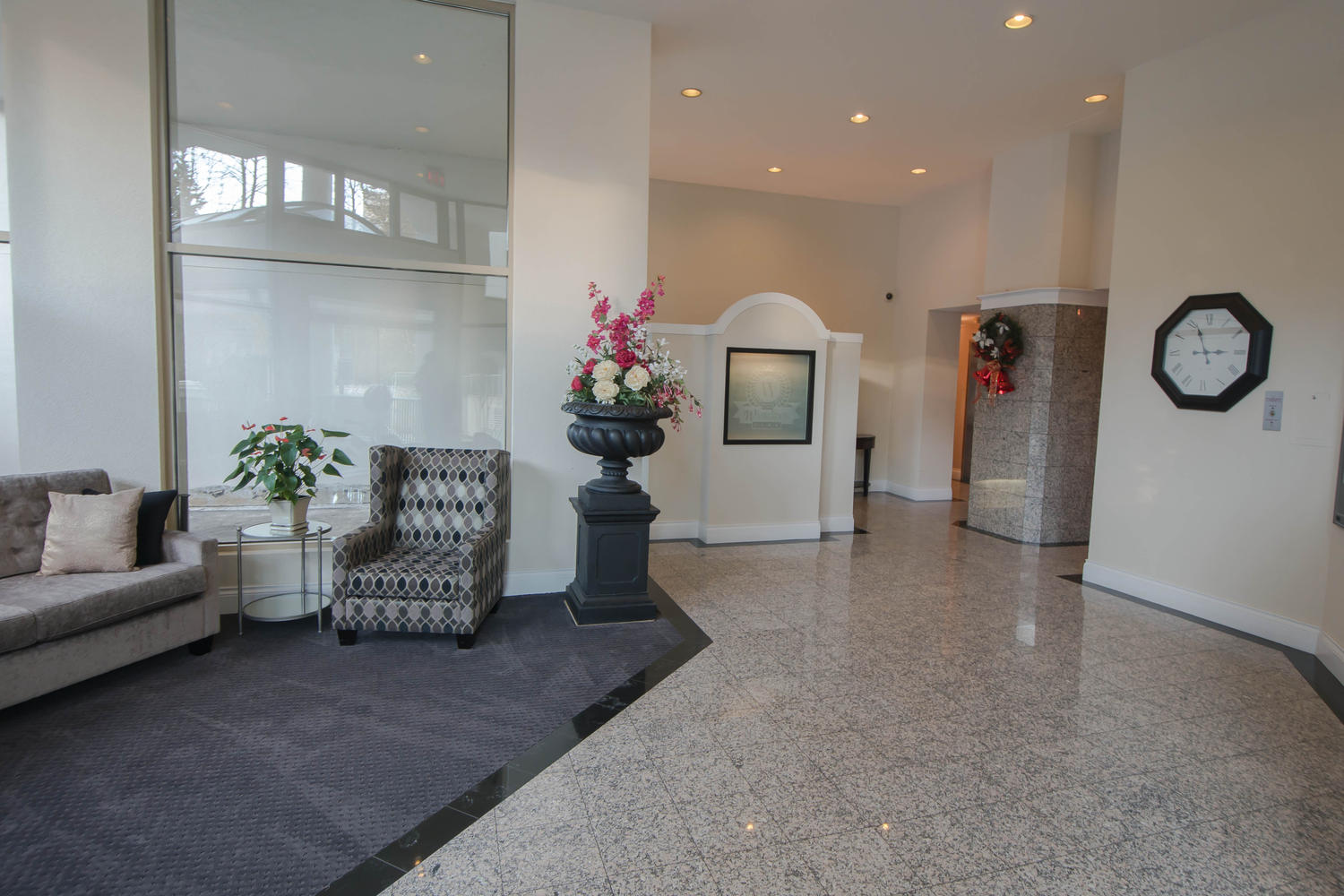 904-6188 Patterson Avenue, Burnaby, BC 3