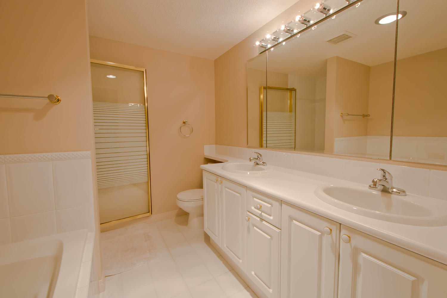 904-6188 Patterson Avenue, Burnaby, BC 9