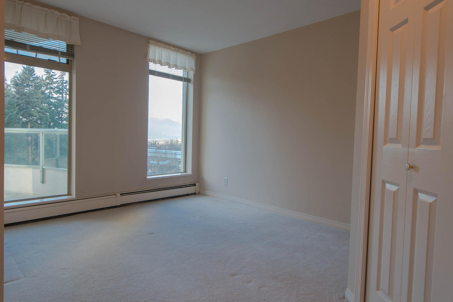 904-6188 Patterson Avenue, Burnaby, BC 15