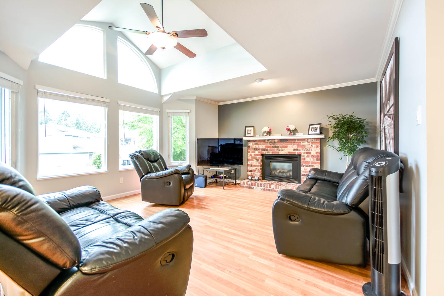 3750 Sutherland Street, Port Coquitlam, BC 9