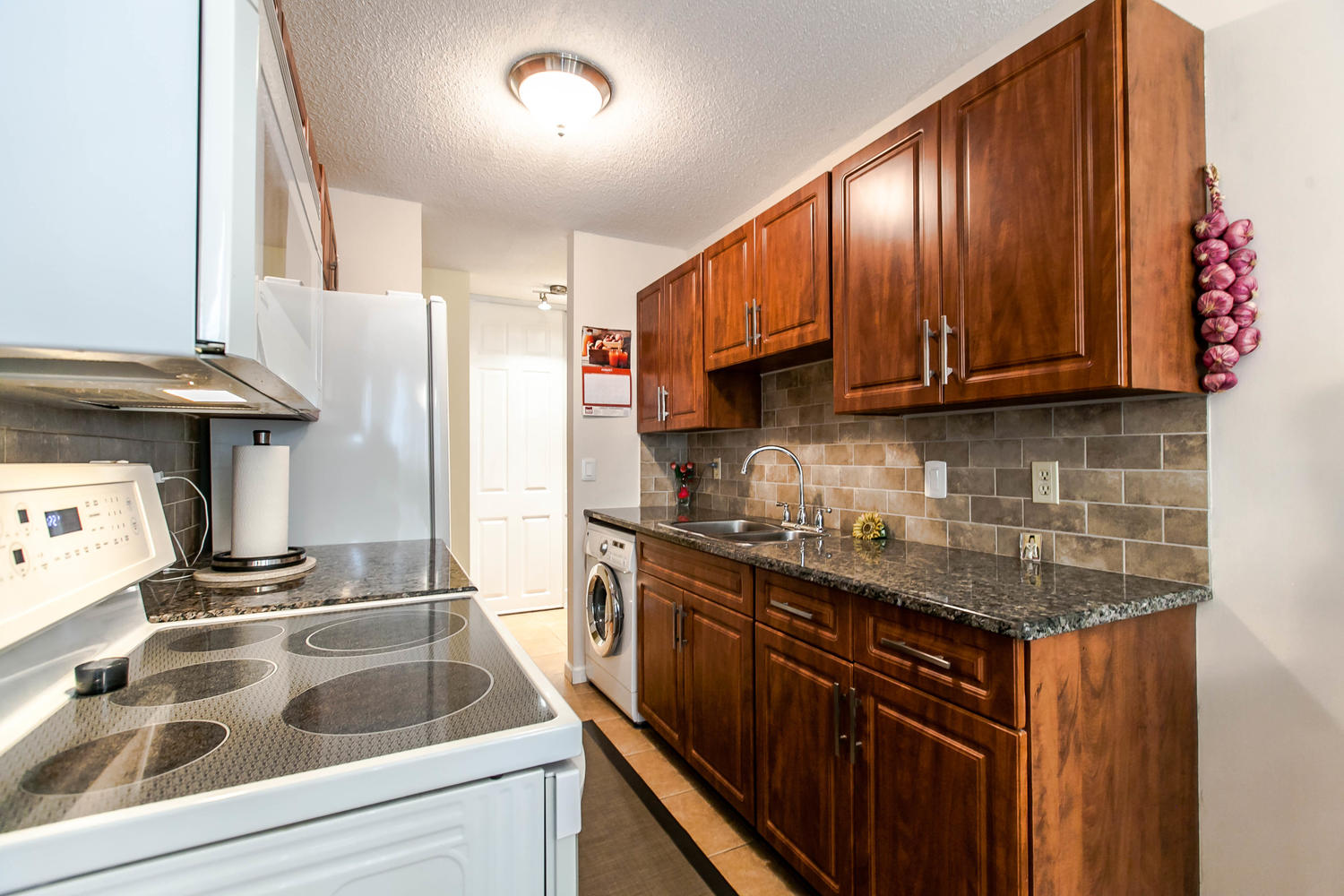 102-320 Royal Avenue, New Westminster, BC 13