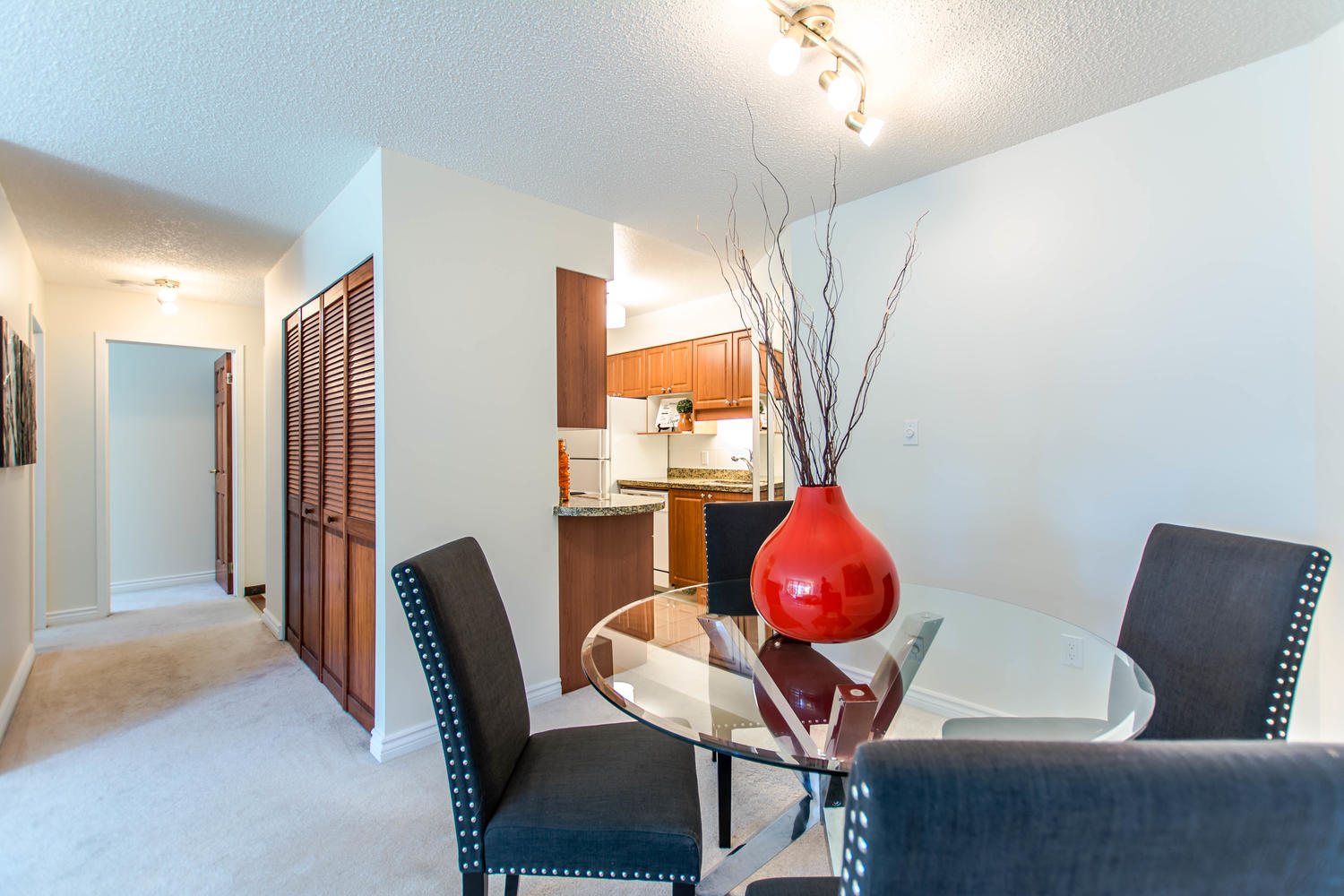 301-2041 Bellwood Avenue, Burnaby, BC 10