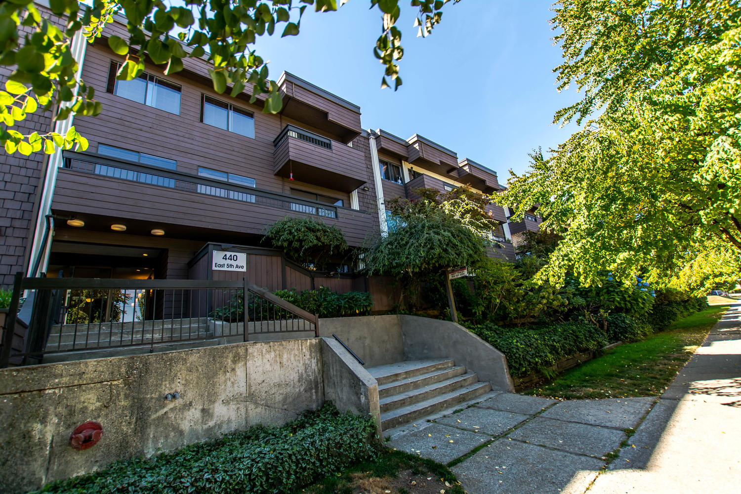 305-440 E 5th Ave, Vancouver, BC 2