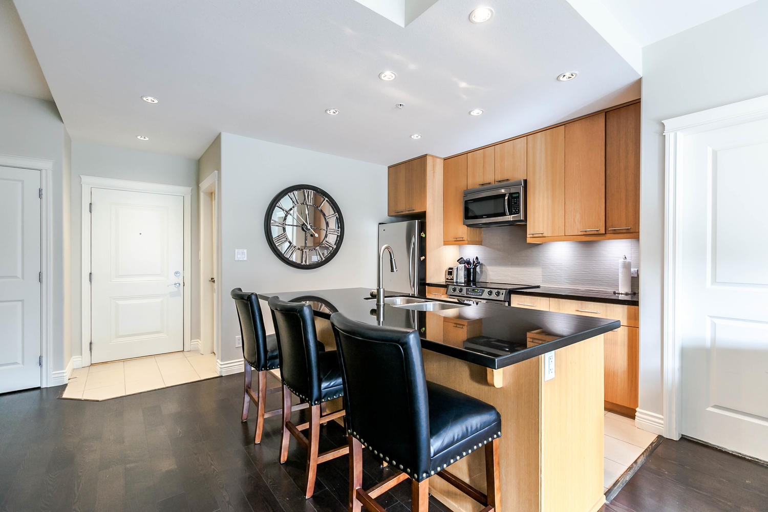 224-2970 King George Boulevard, Surrey, BC 6