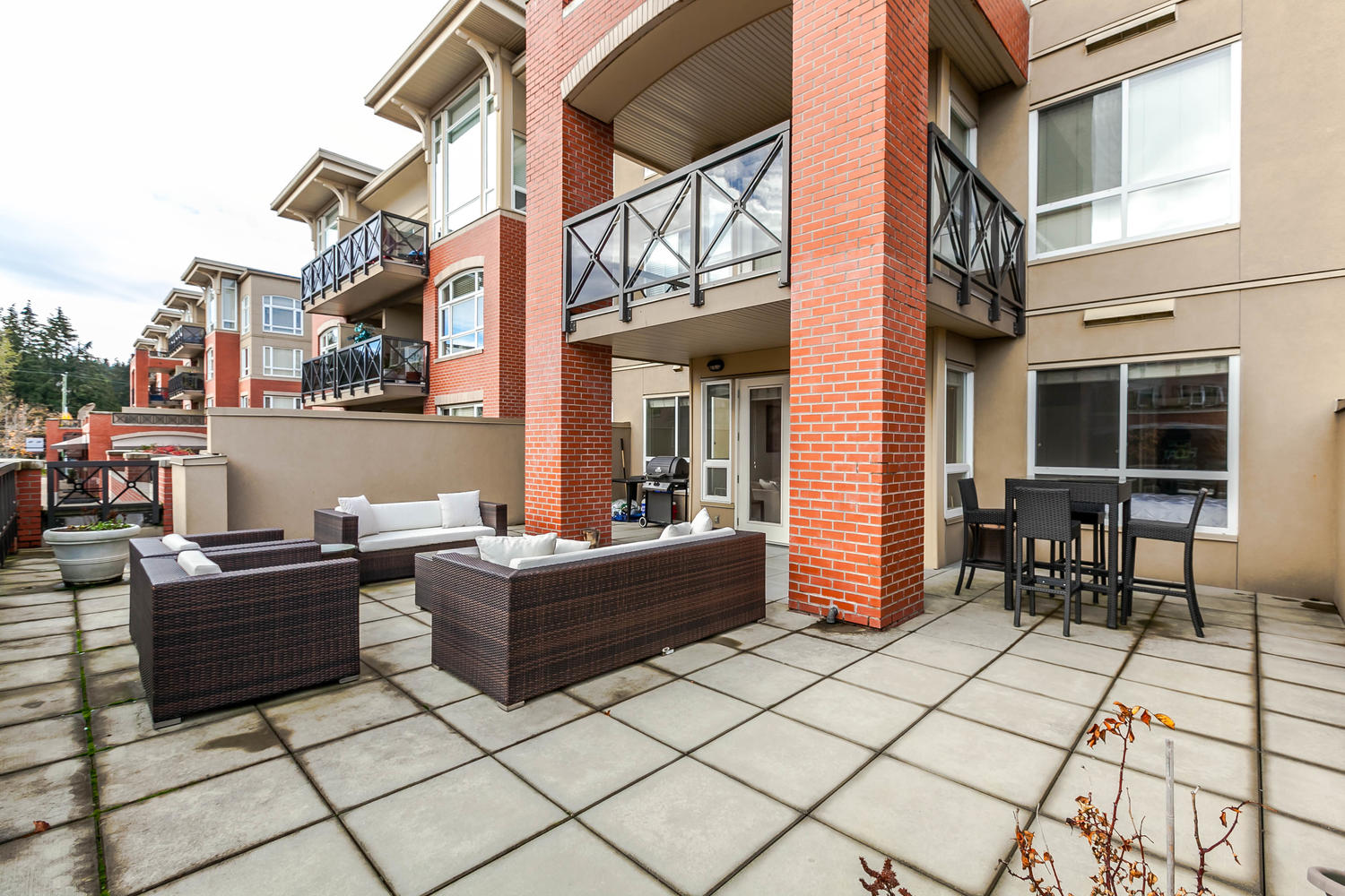 224-2970 King George Boulevard, Surrey, BC 13