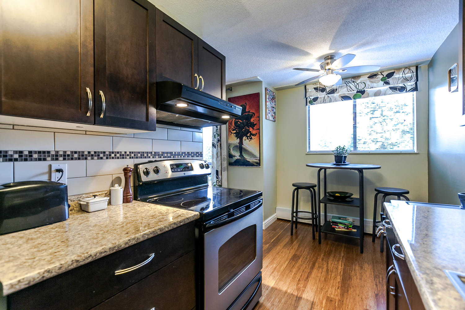 905-320 Royal Avenue, New Westminster, BC 14