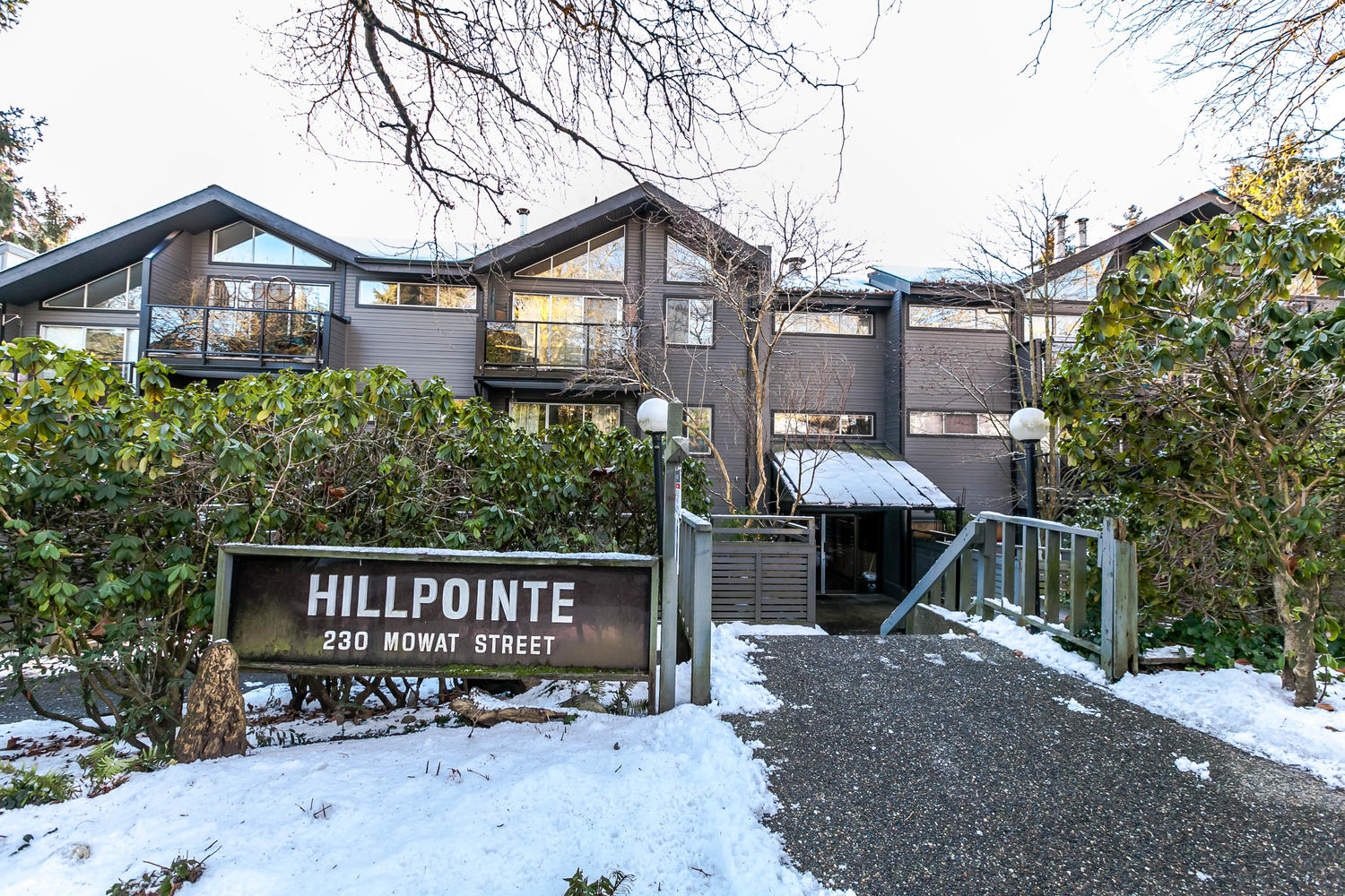 106-230 Mowat Street, New Westminster, BC 2