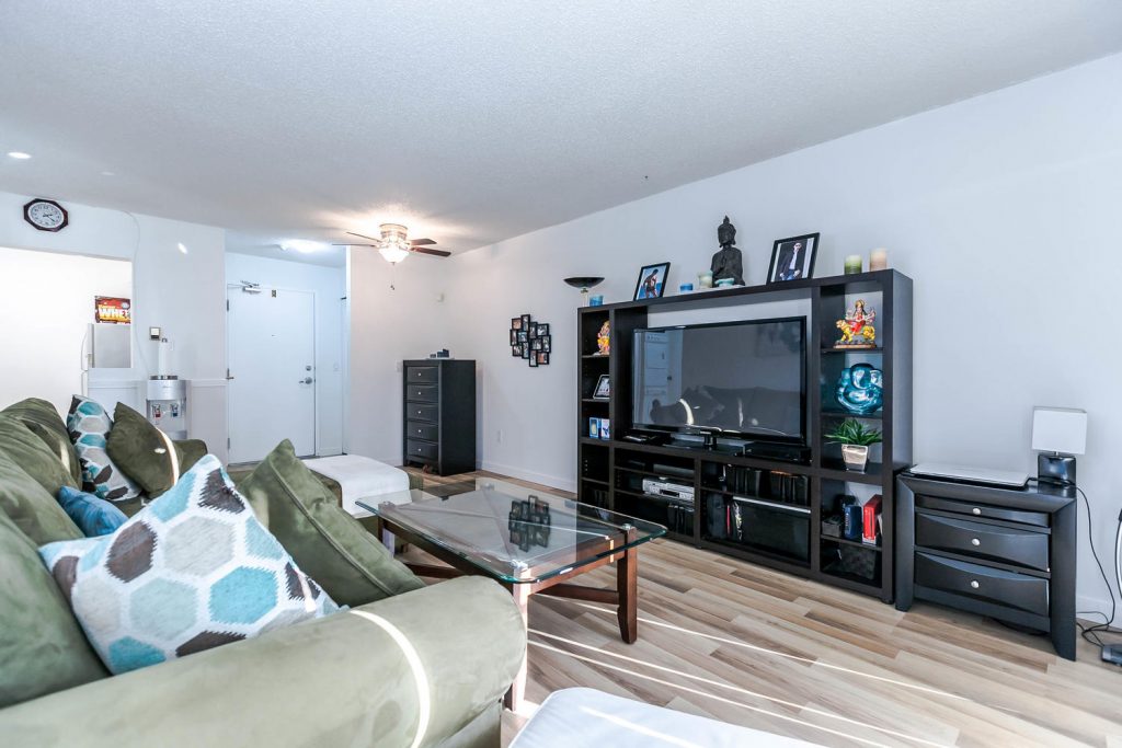 106-230 Mowat Street, New Westminster, BC