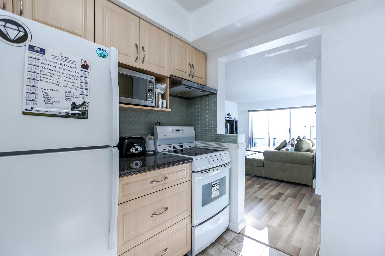 106-230 Mowat Street, New Westminster, BC 14