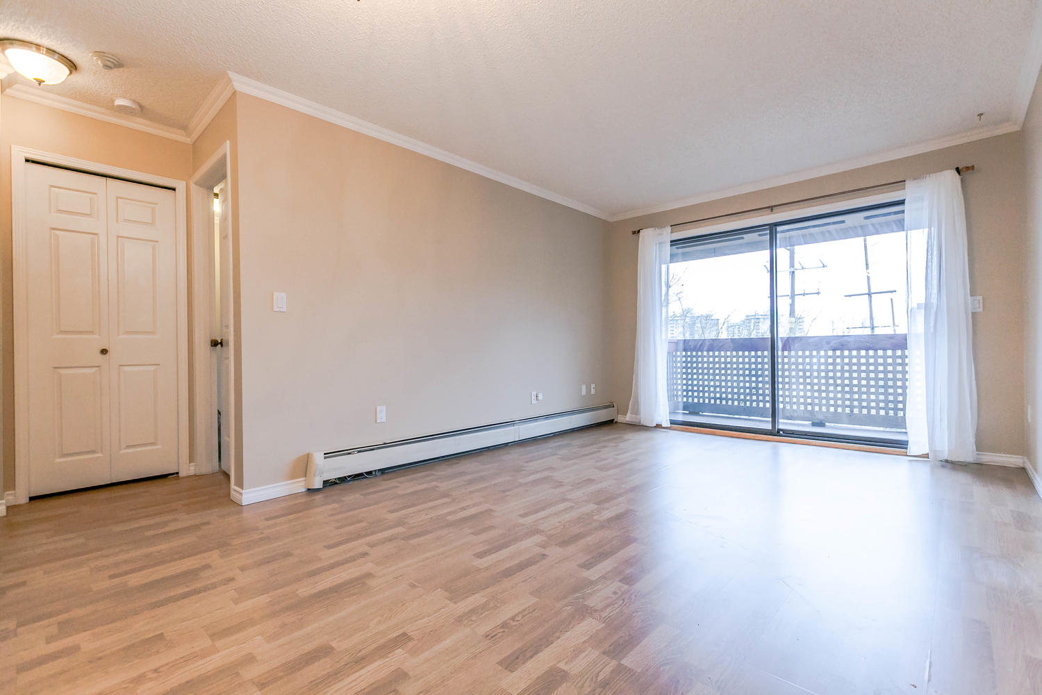 303-109 Tenth Street, New Westminster, BC 10