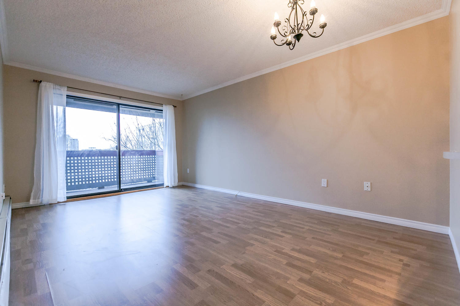 303-109 Tenth Street, New Westminster, BC 11