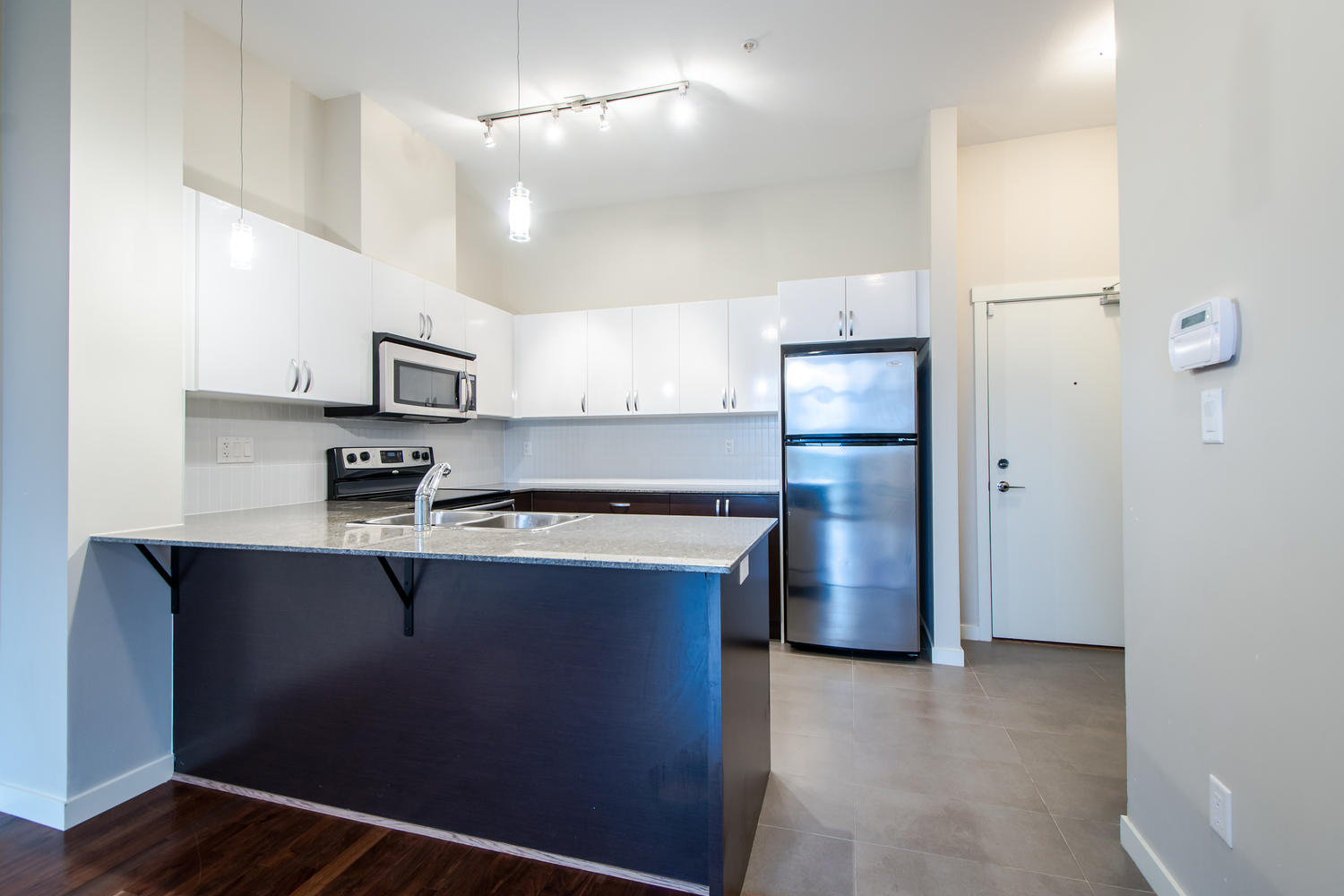 401-13789 107A Avenue, Surrey, BC 5