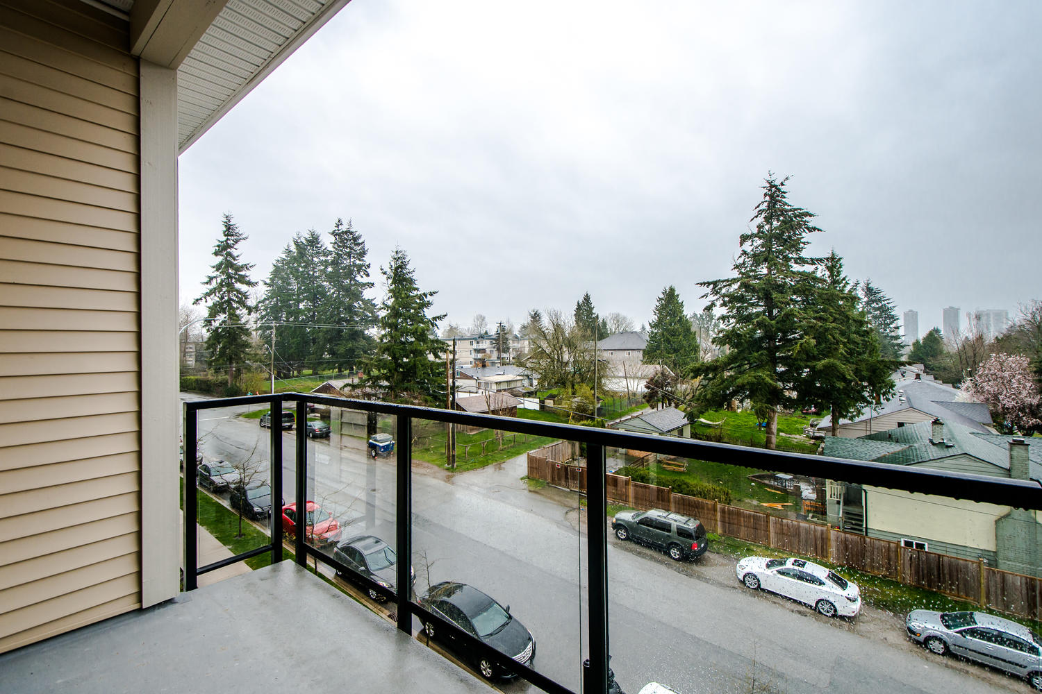 401-13789 107A Avenue, Surrey, BC 14
