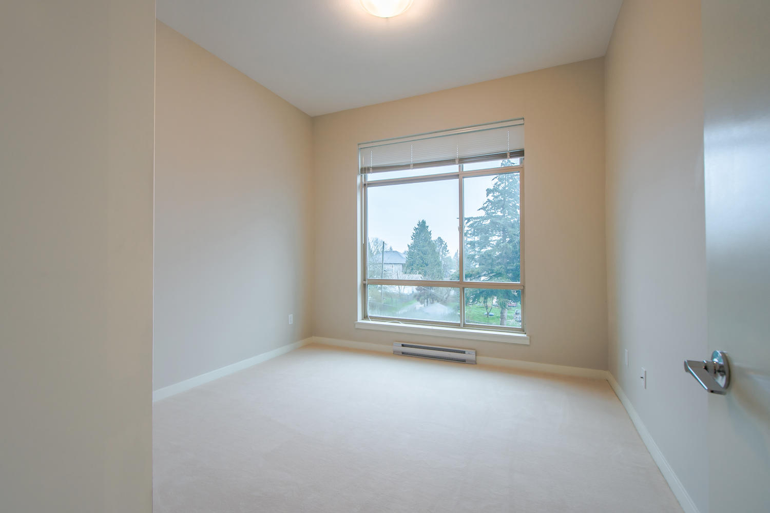 401-13789 107A Avenue, Surrey, BC 18