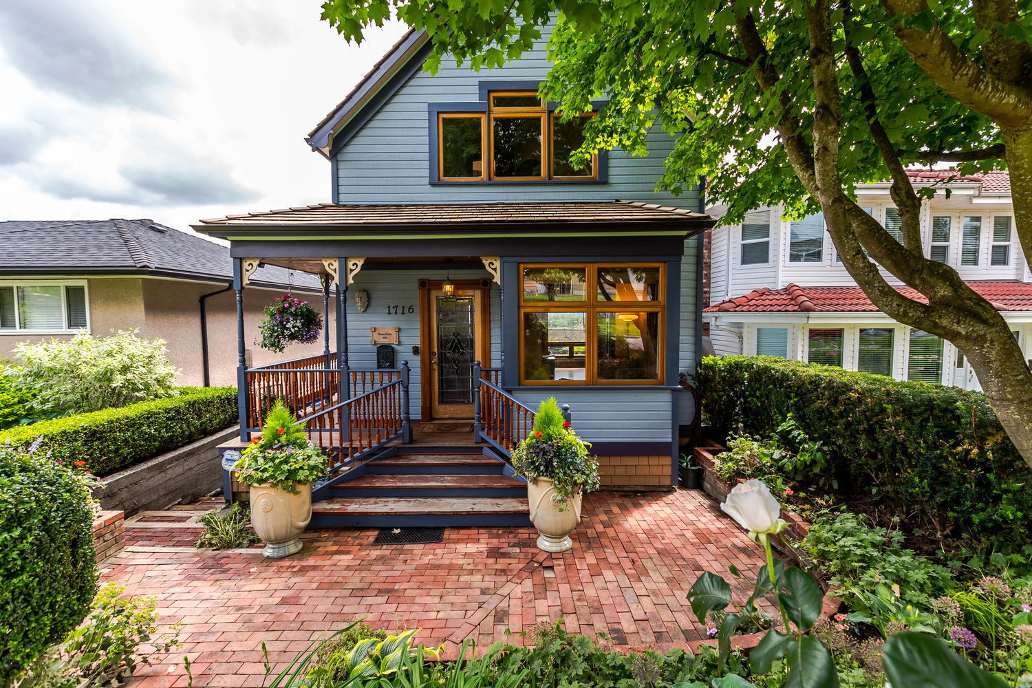 1716 7th Ave, New Westminster 2