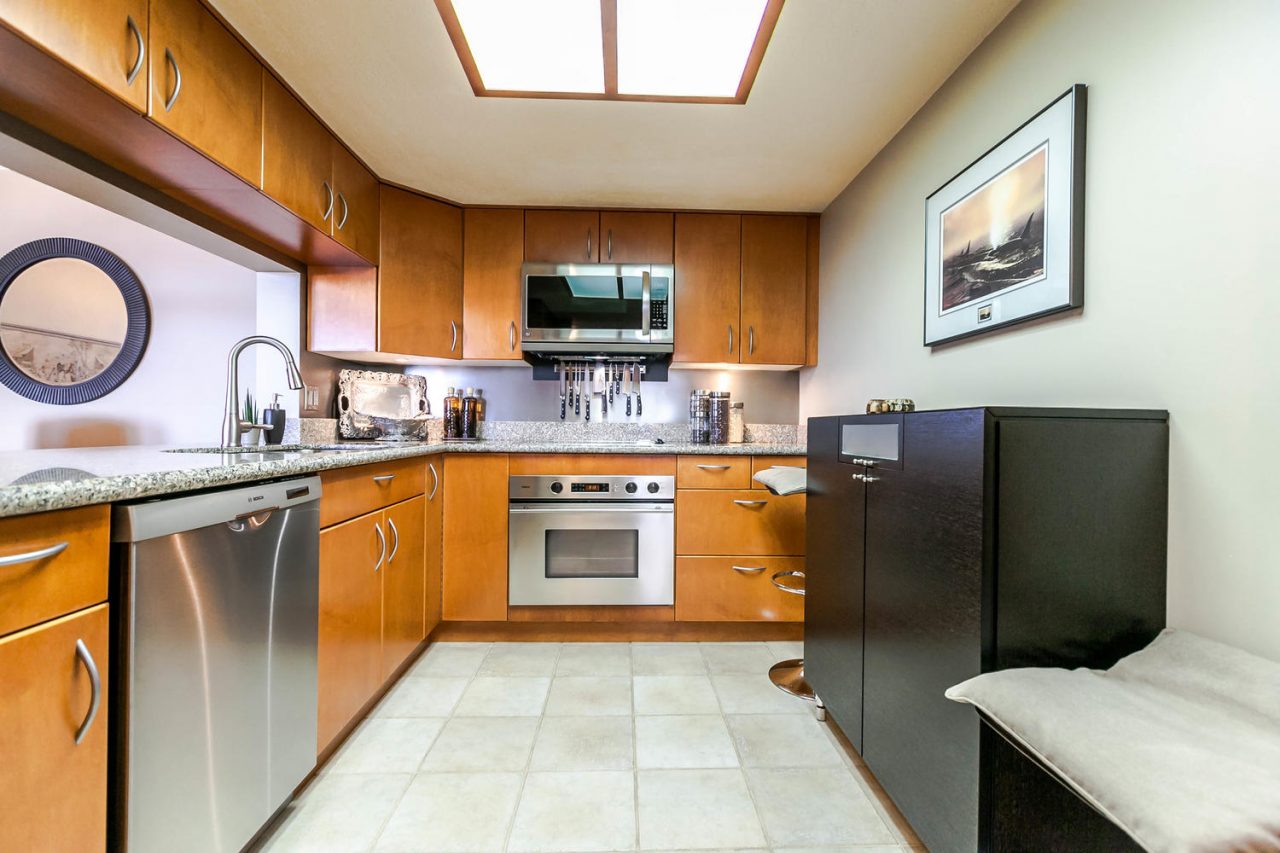 1903 121 Tenth Street New Westminster 3
