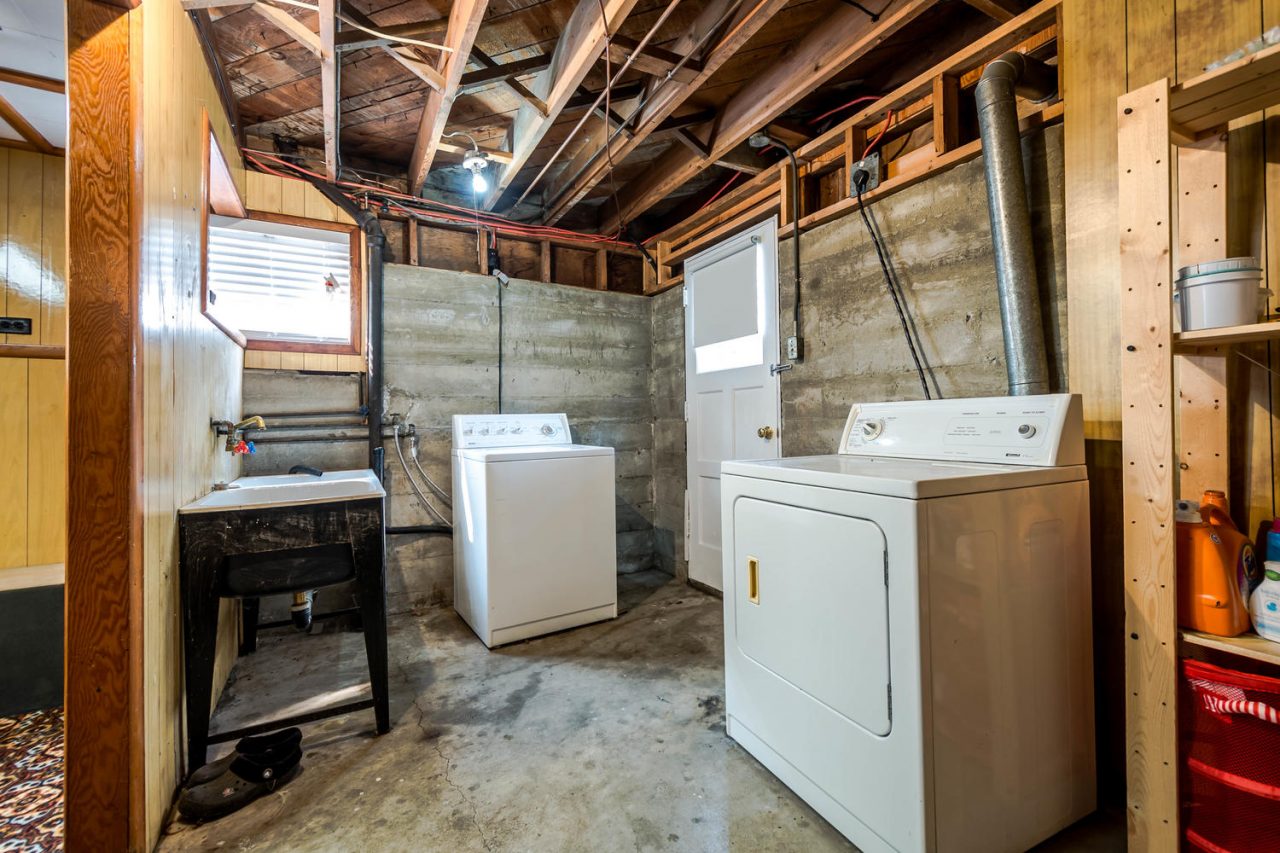 511 Garrett Street New Westminster 17