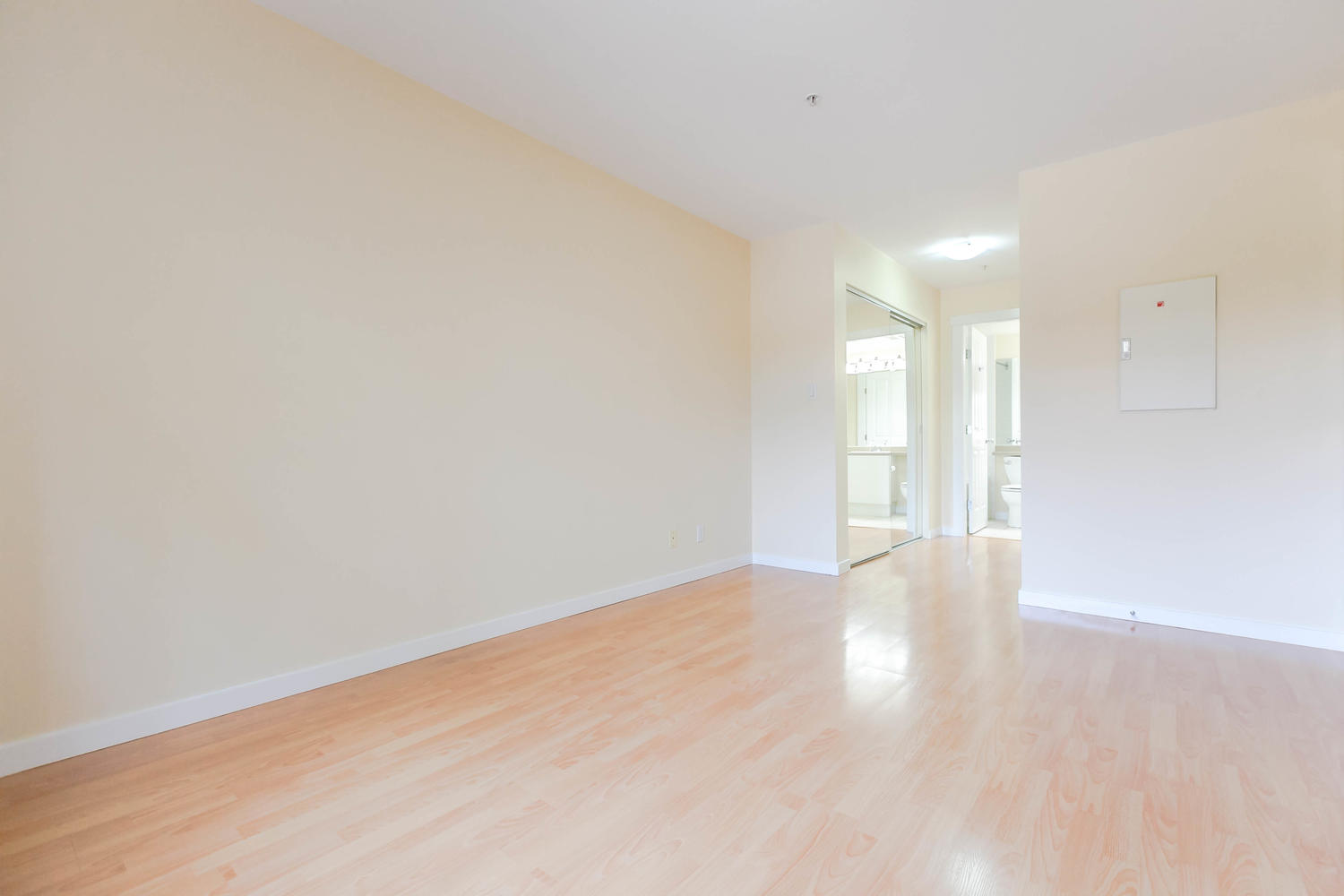301-18 Smokey Smith Place New Westminster 10