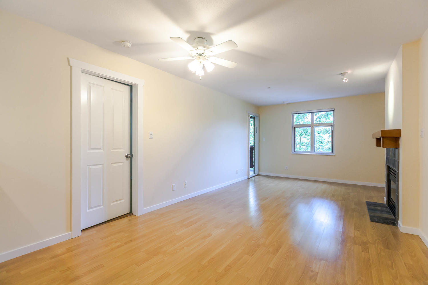 301-18 Smokey Smith Place New Westminster 14