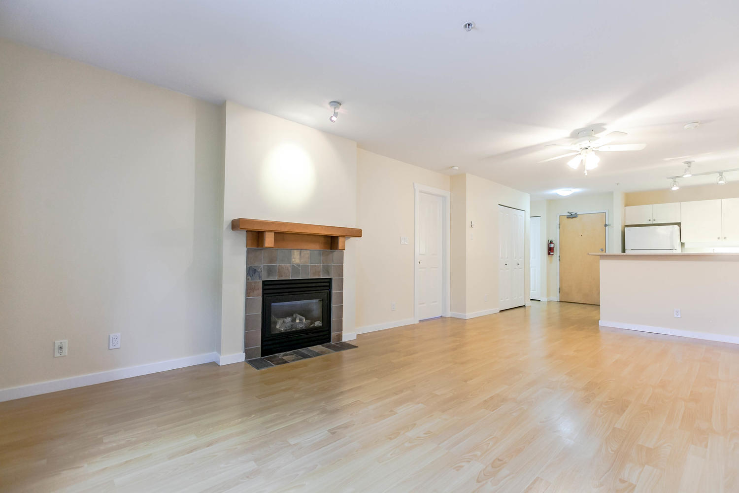 301-18 Smokey Smith Place New Westminster 16