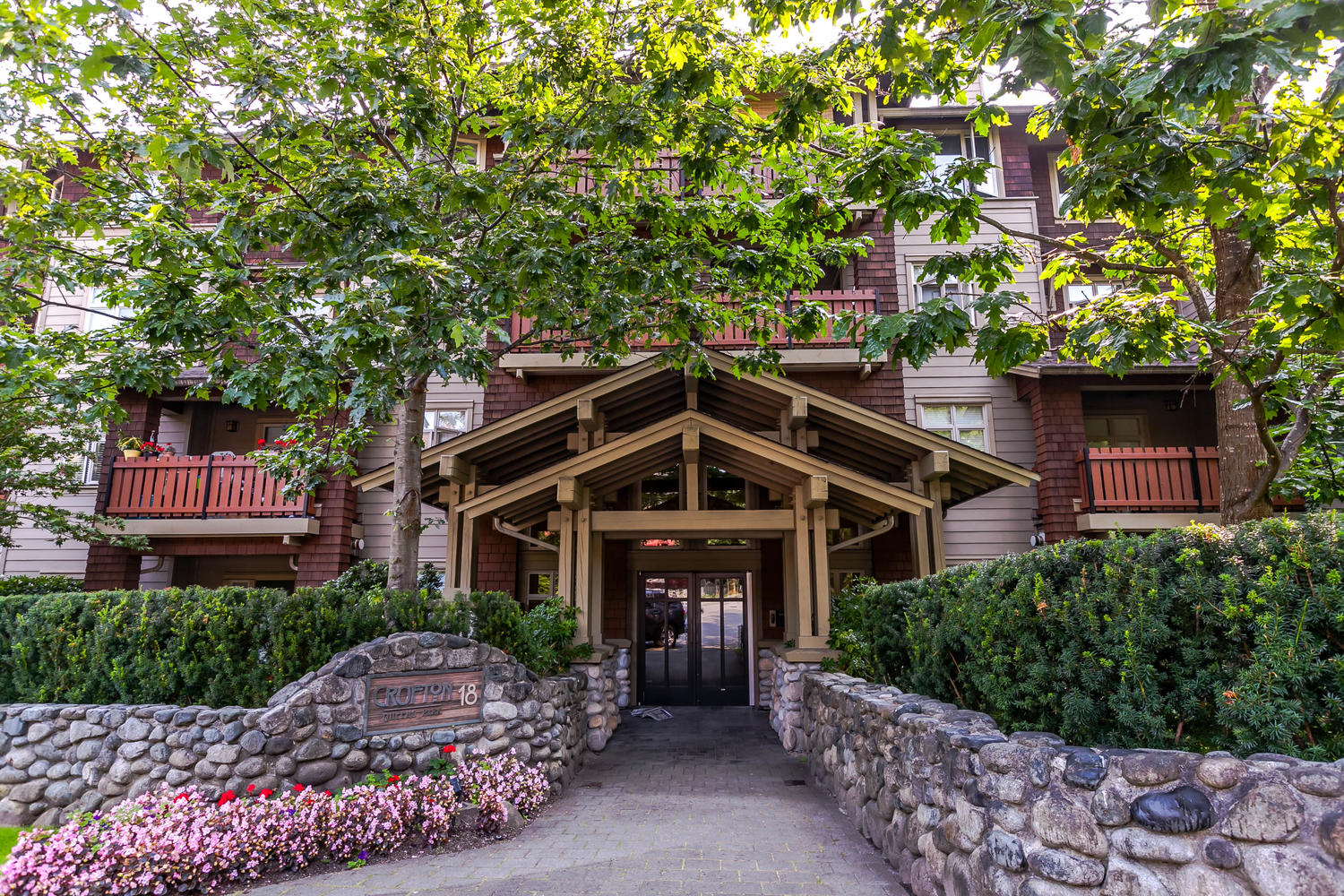 301-18 Smokey Smith Place New Westminster