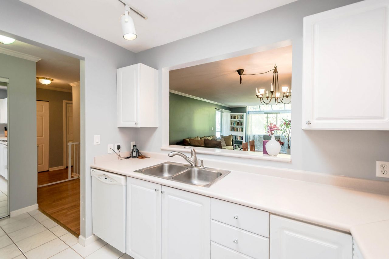 309-9767 140 Street, Surrey 4