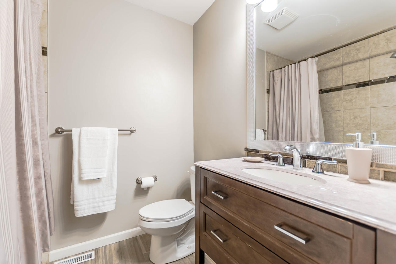 102-1176 Falcon Drive, Coquitlam 8
