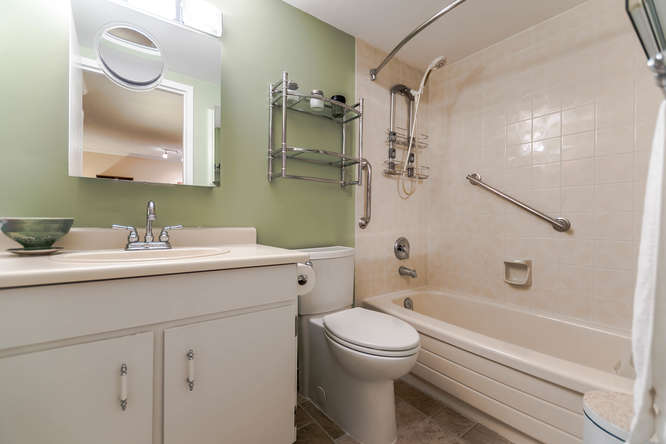 403-7151 Edmonds Street, Burnaby 5