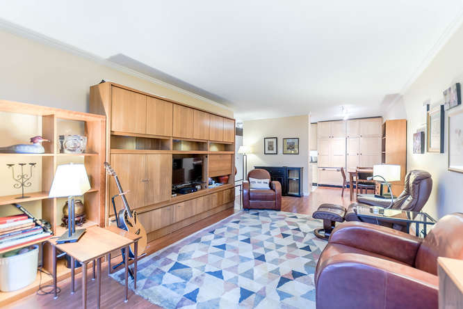403-7151 Edmonds Street, Burnaby 9