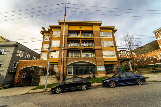 209-335 Carnarvon Street, New Westminster 2