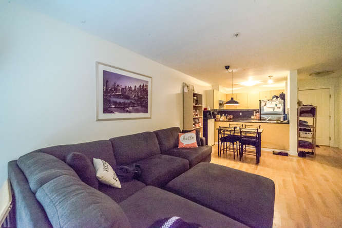 209-335 Carnarvon Street, New Westminster 12