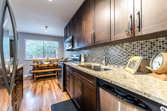 #5-45 Fourth Street, New Westminster 12