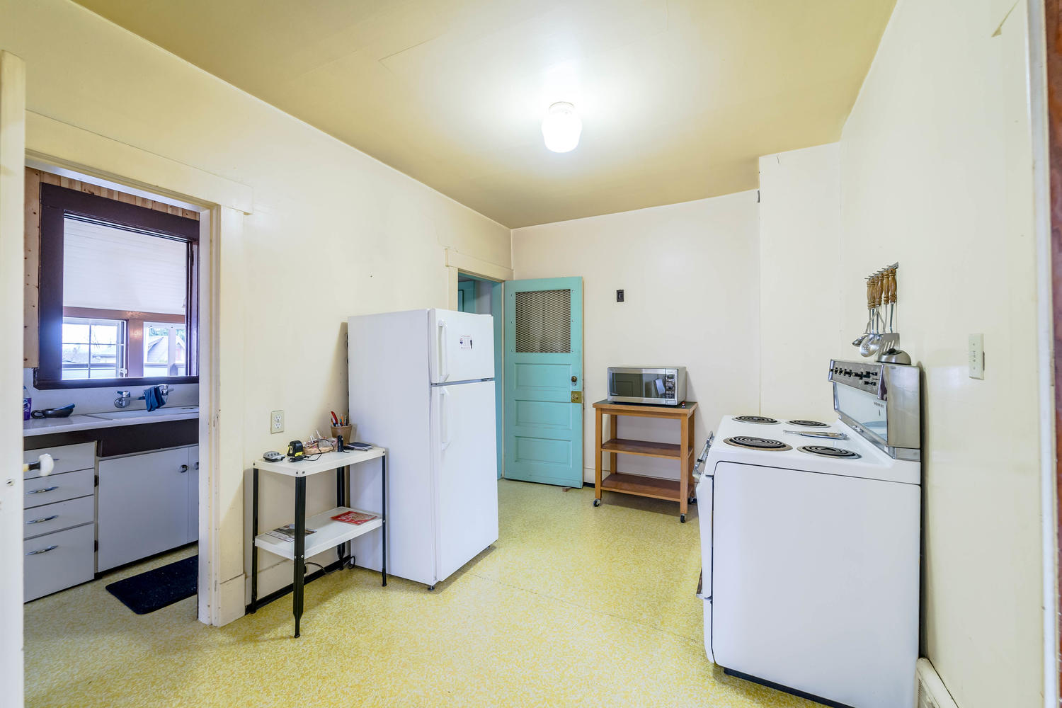 1024 Dublin Street, New Westminster 14