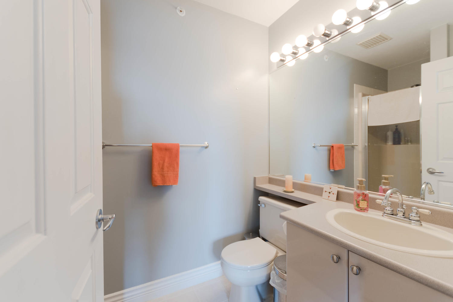31 222 Tenth Street, New Westminster 21