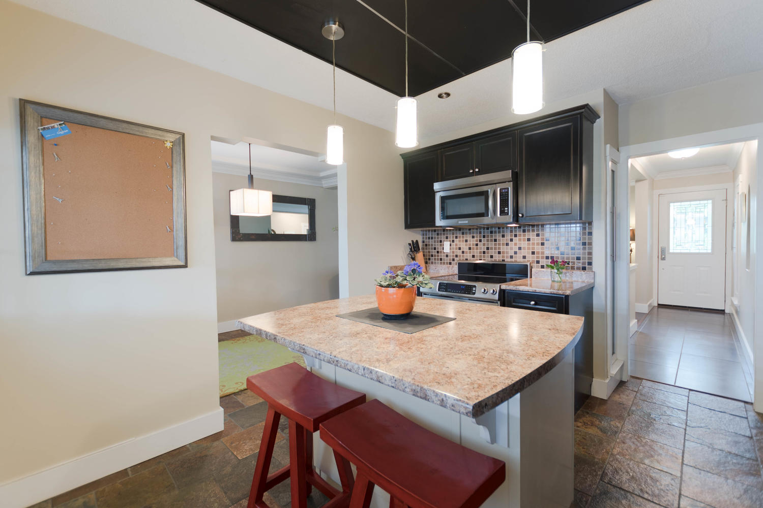 638 Roderick Avenue, Coquitlam 6
