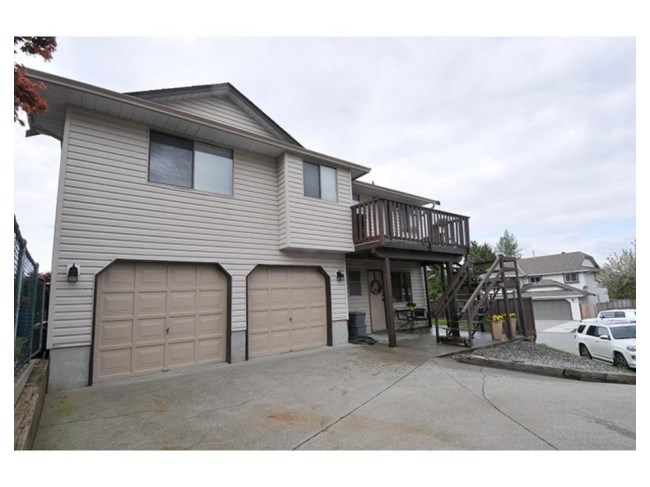 12398 230th Street in East Central Maple Ridge 2
