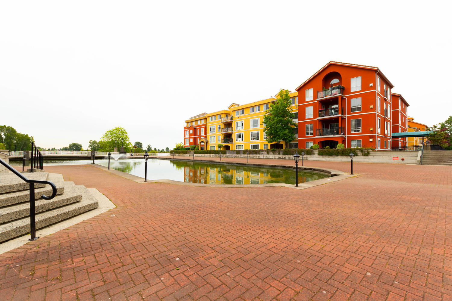 222-3 Rialto Court, New Westminster 3